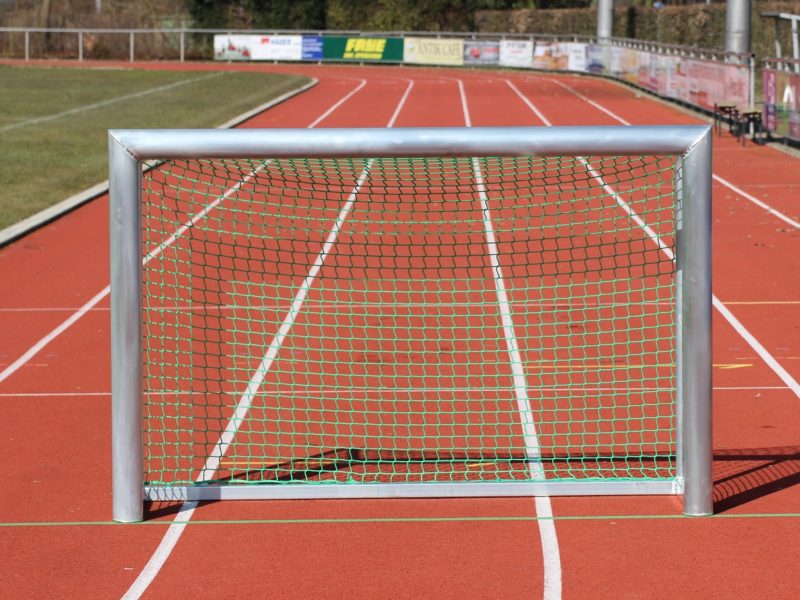 Mini-Trainingstor mit Ovalprofil, 1,80 x 1,20 m