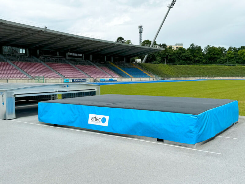 High jump landing area GOLD from artec®