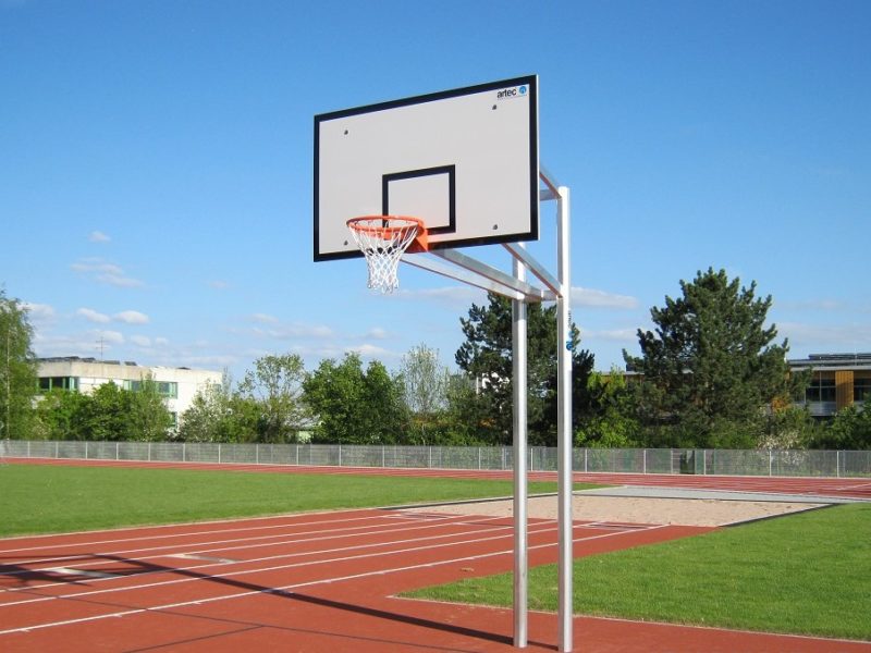 Zweimast-Basketballanlage aus Alu