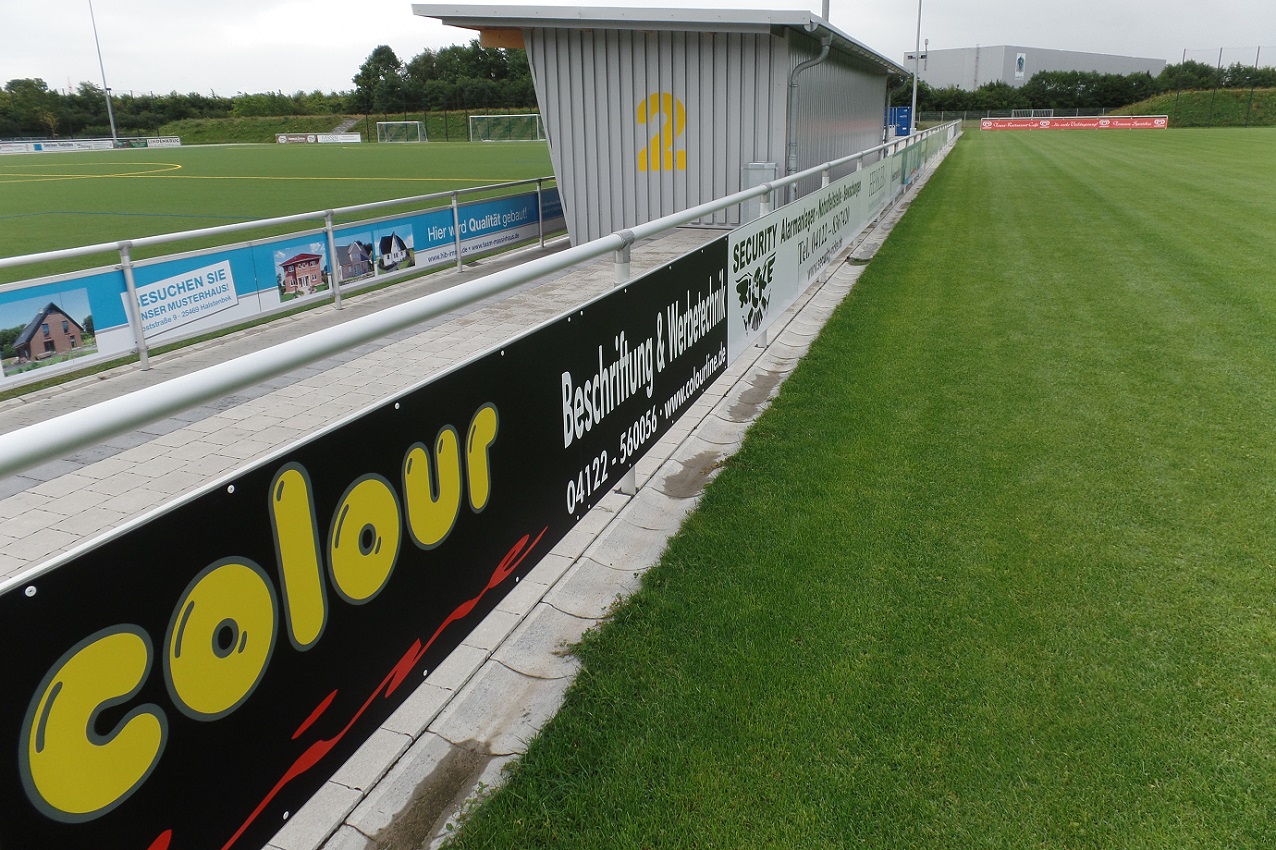 Barrier advertising with aluminum composite panels for the sports ground