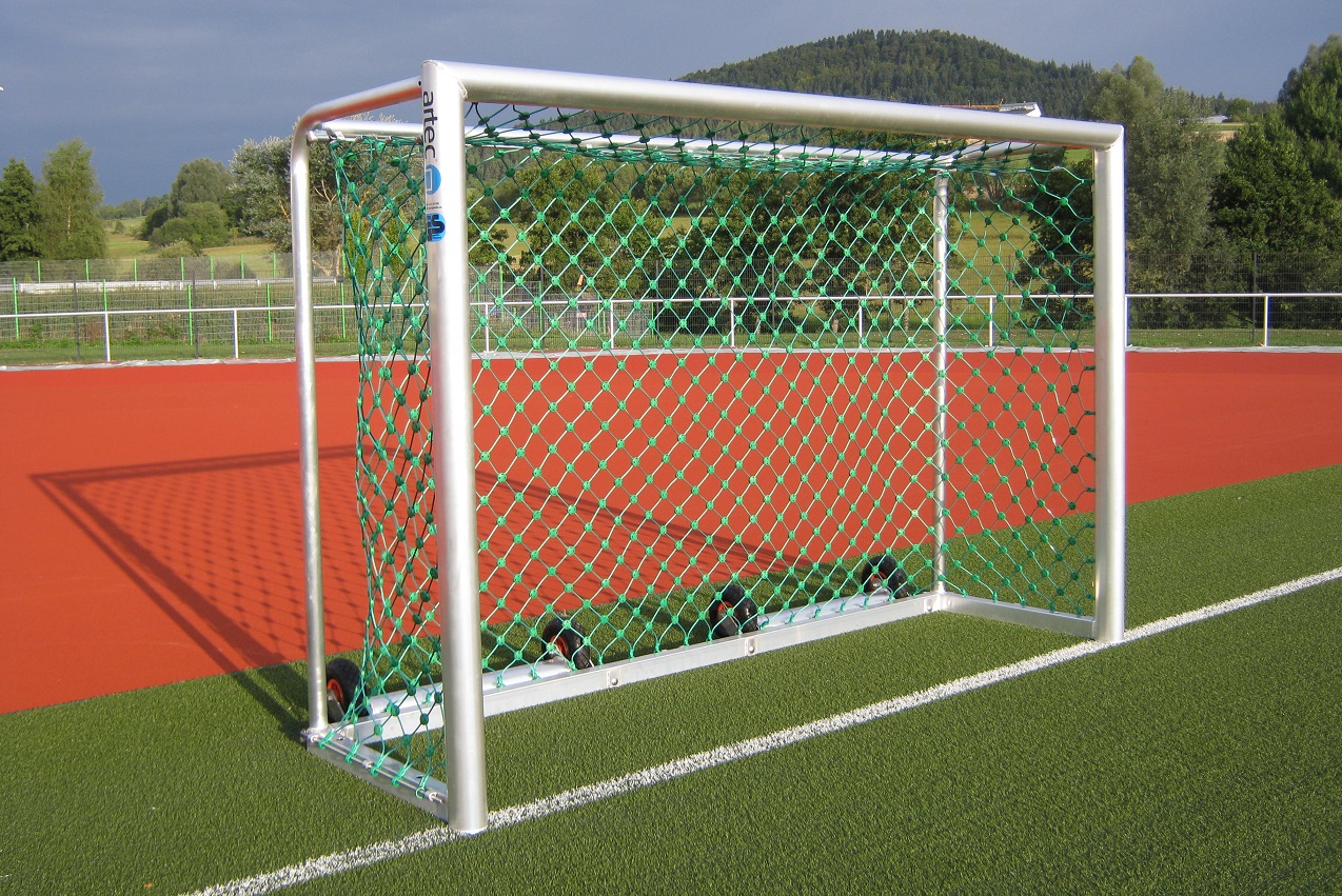 Recreational goal with Hercules net and anti-tilt device - made in Germany