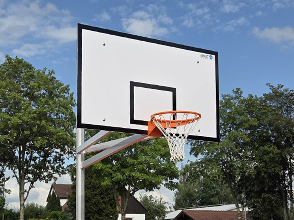 Basketball backboard made of aluminum, size: 1.80 x 1.05 m Basketball backboard made of aluminum, size: 1.80 x 1.05 m